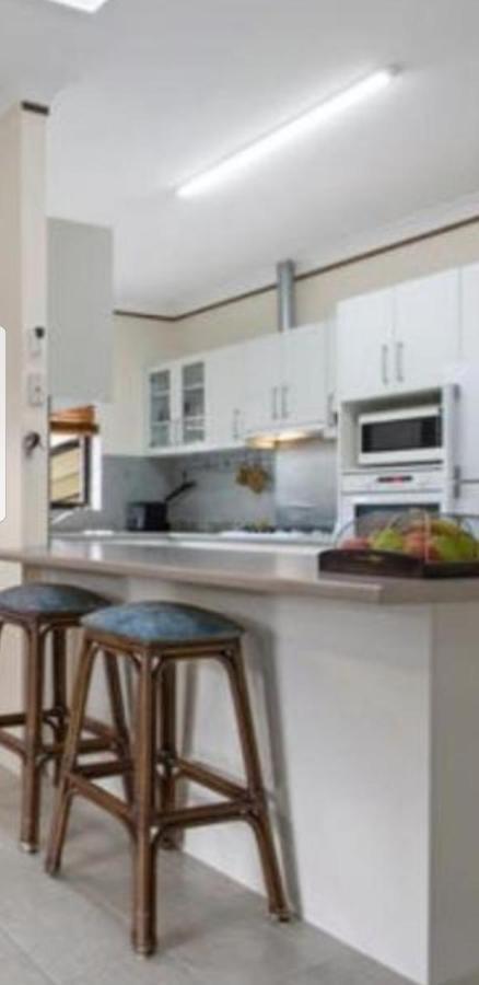 Holiday home Surf Bungalow, Pet Friendly And Breakfast *