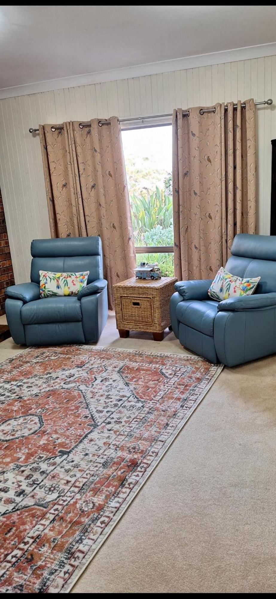 Surf Bungalow, Pet Friendly And Breakfast Holiday home
